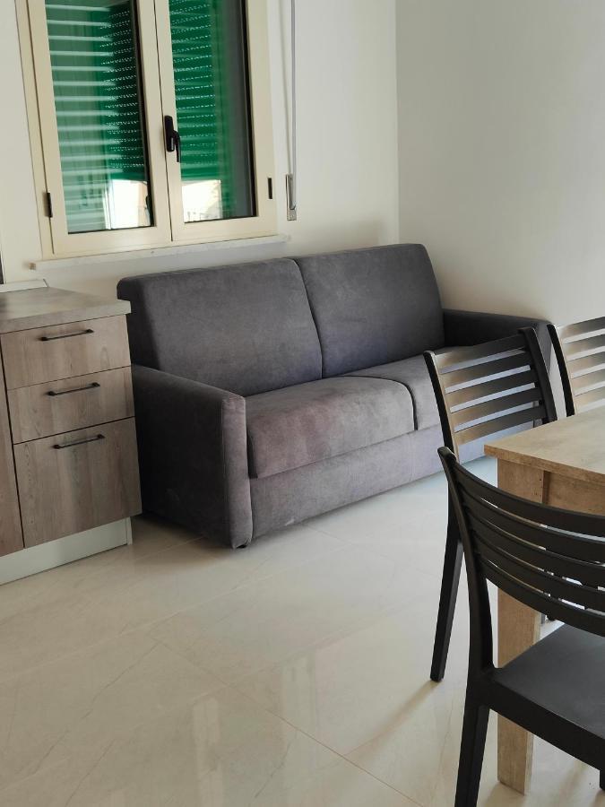 Fantasia B&B Apartament Studio 펠라로 외부 사진